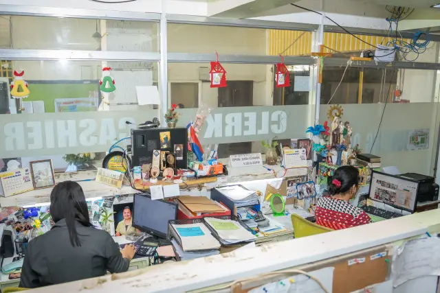Finance Office 2