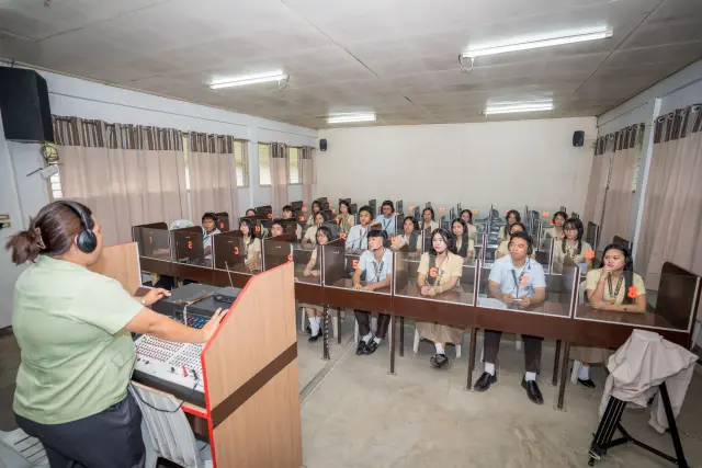 Speech Laboratory 2
